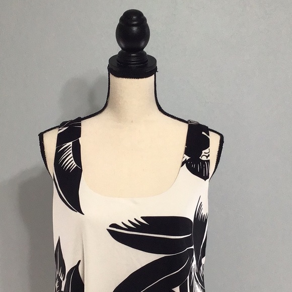 WHITE HOUSE BLACK MARKET DRESS - Picture 2 of 5